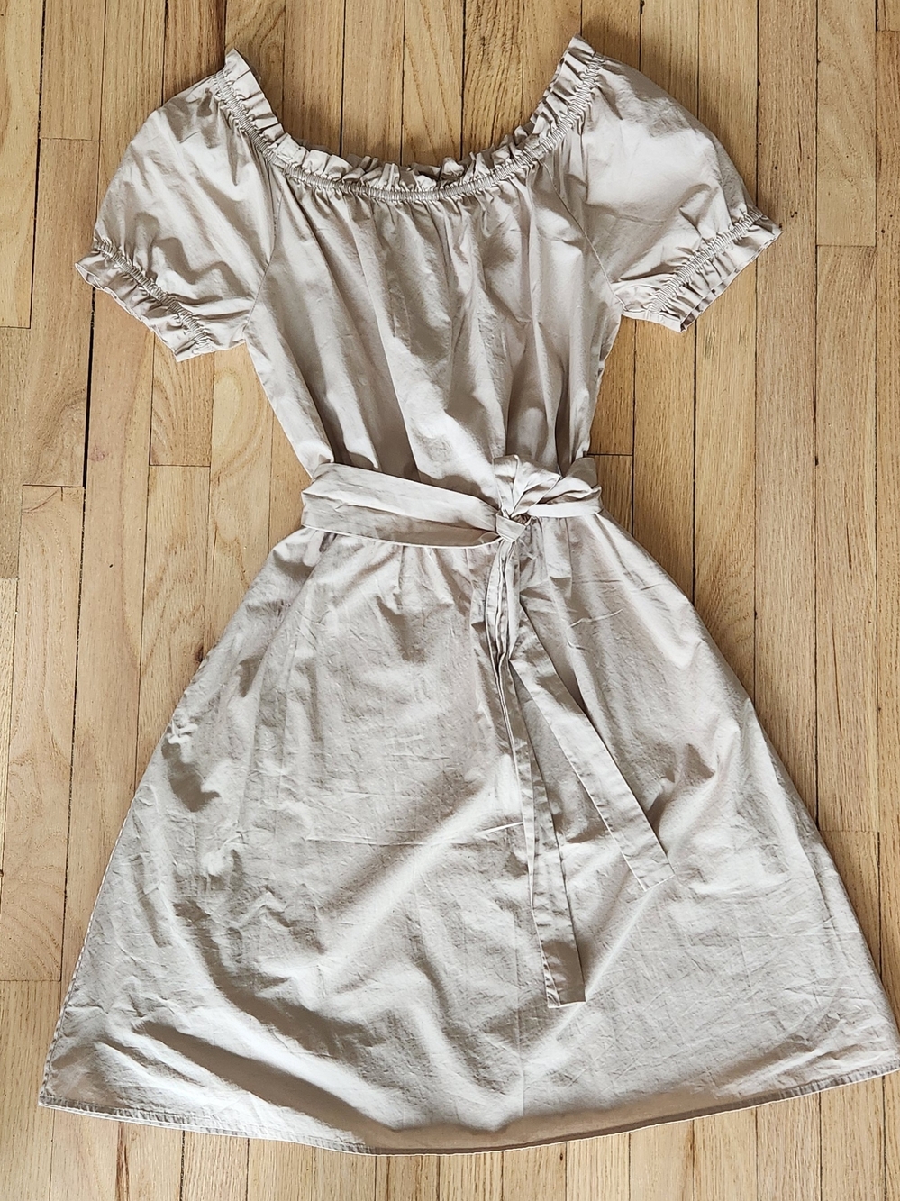 RW&CO. Cream One-Shoulder Tie-Waist Dress With Side Pockets